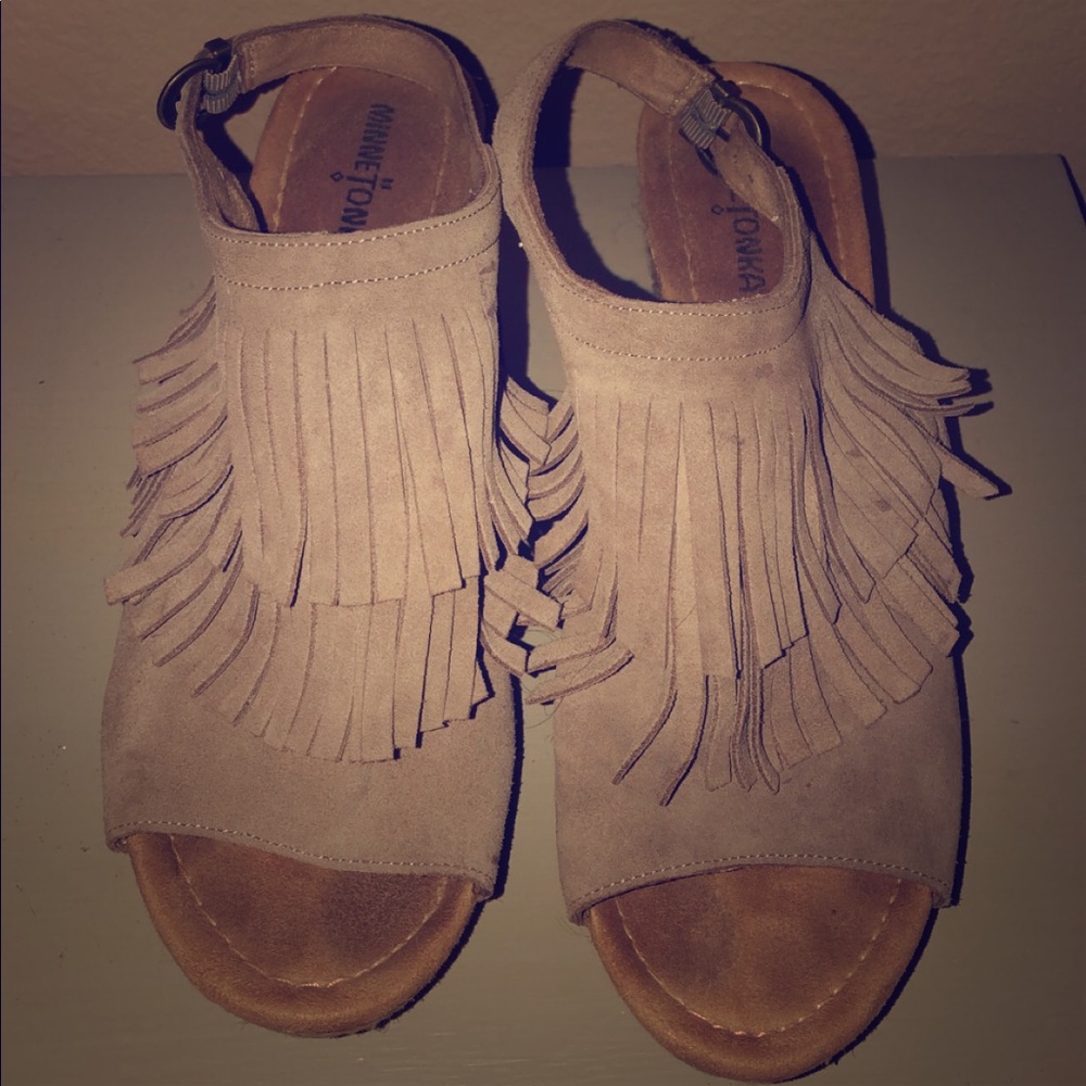 Minnetonka Wedges | Size 10, fit more like 9.5